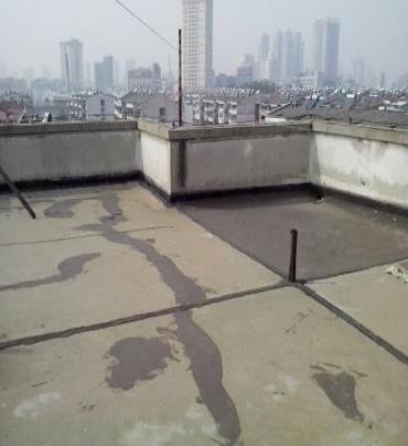 桂平漏水维修 楼顶漏水是什么原因，楼顶漏水维修方法是什么?